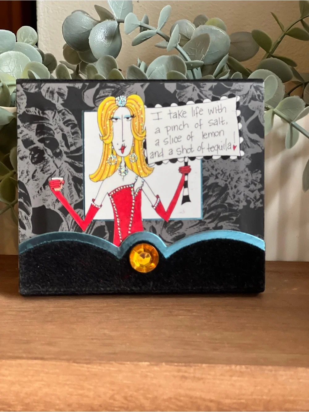 Humorous notepad set in enclosed case
